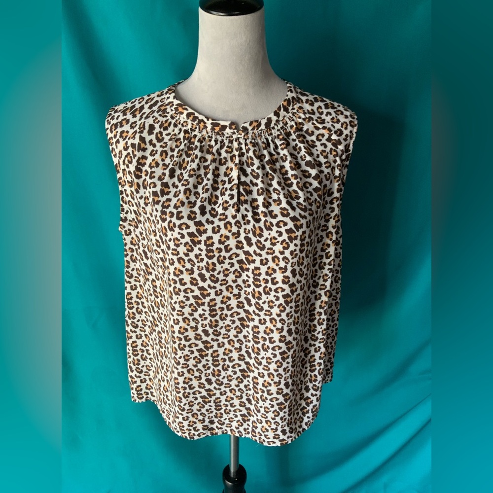 Banana Republic Classic Leopard Animal Print Sleeveless Blouse